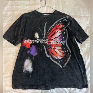 Adika graphic butterfly tee